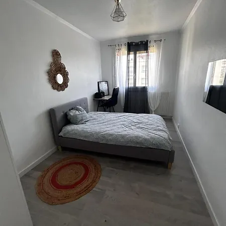 Large 3 Bedroom Cozy 公寓