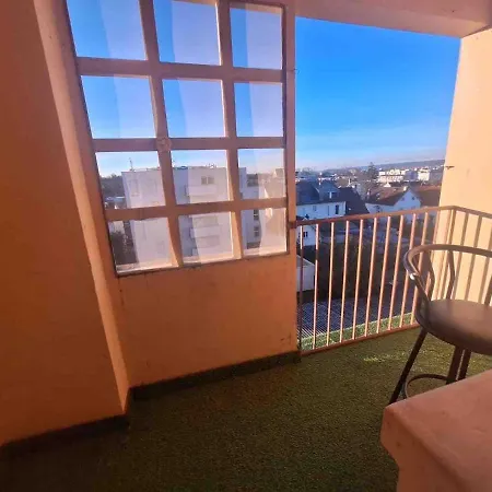 Large 3 Bedroom Cozy Dijon