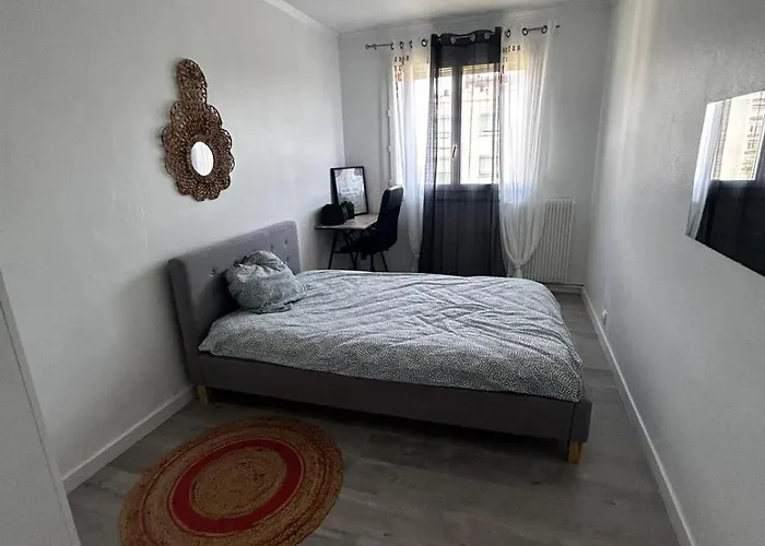Large 3 Bedroom Cozy 아파트