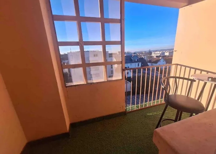 Large 3 Bedroom Cozy 第戎