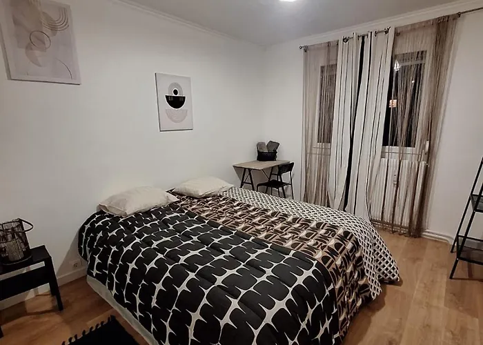 Large 3 Bedroom Cozy 公寓